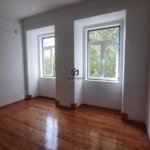 Apartamento T2, em Santo Amaro, Alcantara