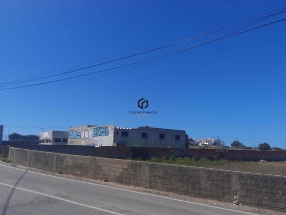 Terreno com 5.450 m2 em São João das Lampas e Terrugem