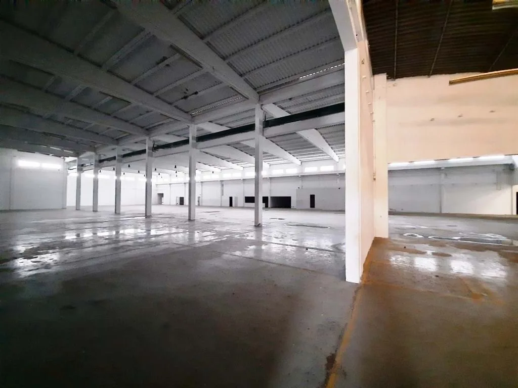 Complexo Industrial com 31.413m2 na Beloura
