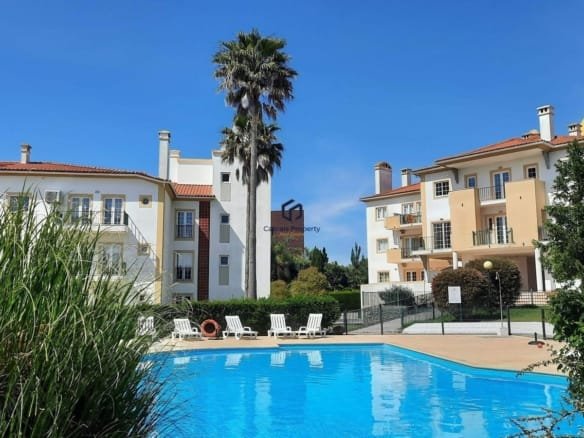 Apartamento T4, com Piscina na Quinta da Beloura