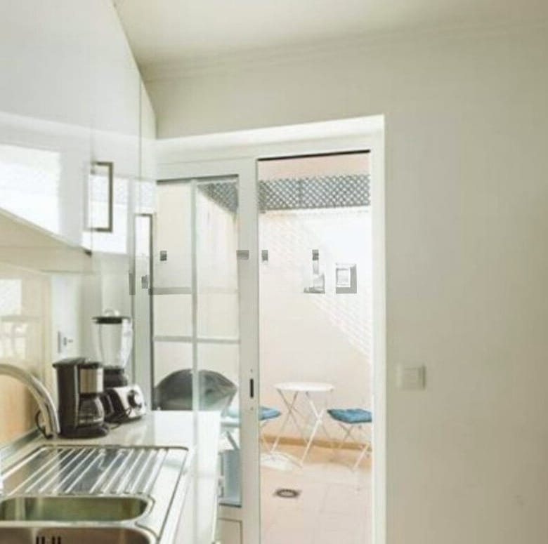 Moradia T3 no Monte Estoril, mobilada e equipada