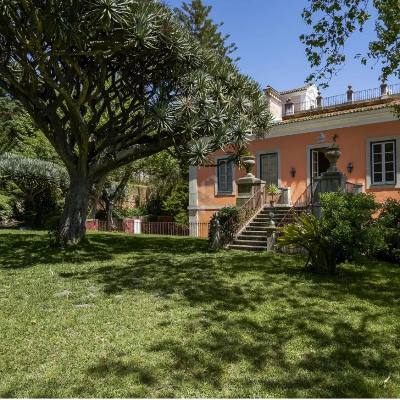 Palácio de Sua Alteza Rei Fernando II de Portugal