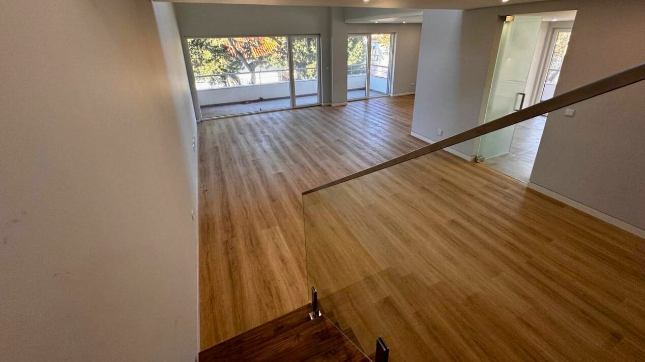 Apartamento T3+1, Novo em Carcavelos