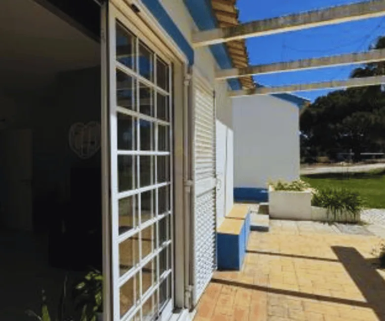 Quinta em Azeitão com 3ha e Casa T4 com 299m2