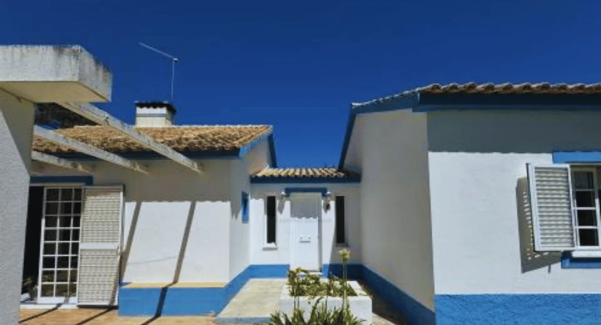 Quinta em Azeitão com 3ha e Casa T4 com 299m2