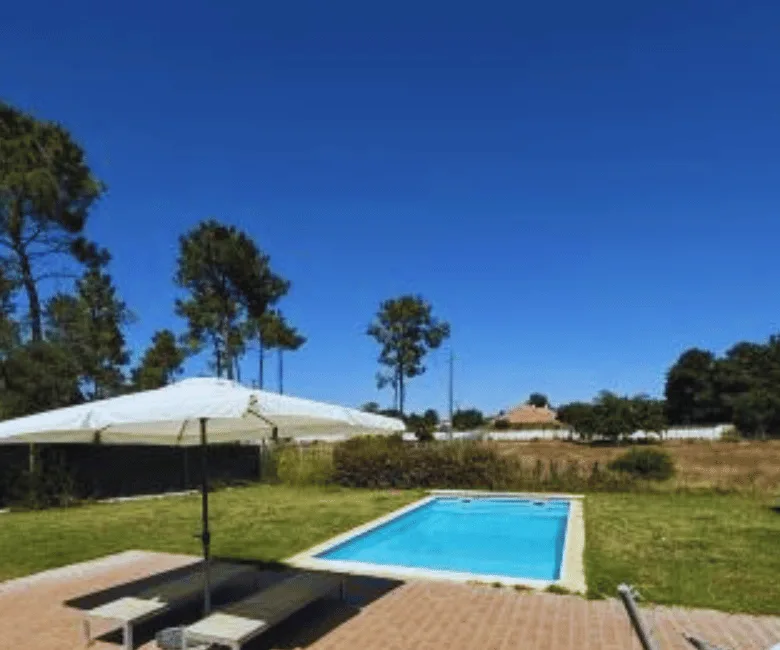 Quinta em Azeitão com 3ha e Casa T4 com 299m2