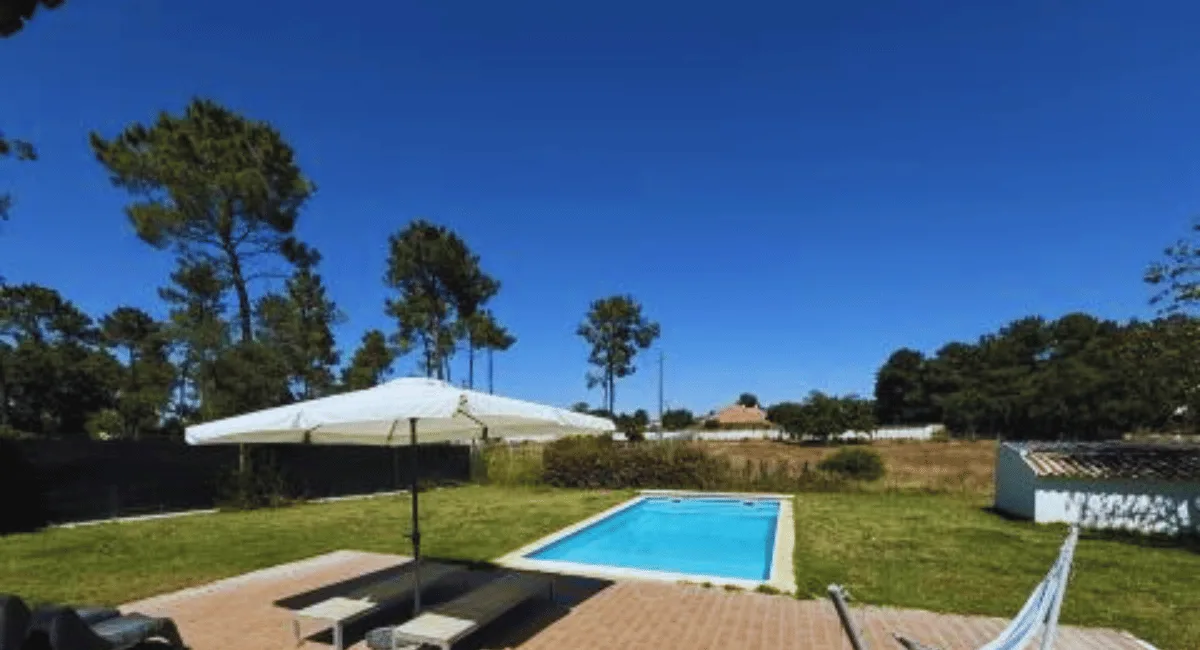 Quinta em Azeitão com 3ha e Casa T4 com 299m2