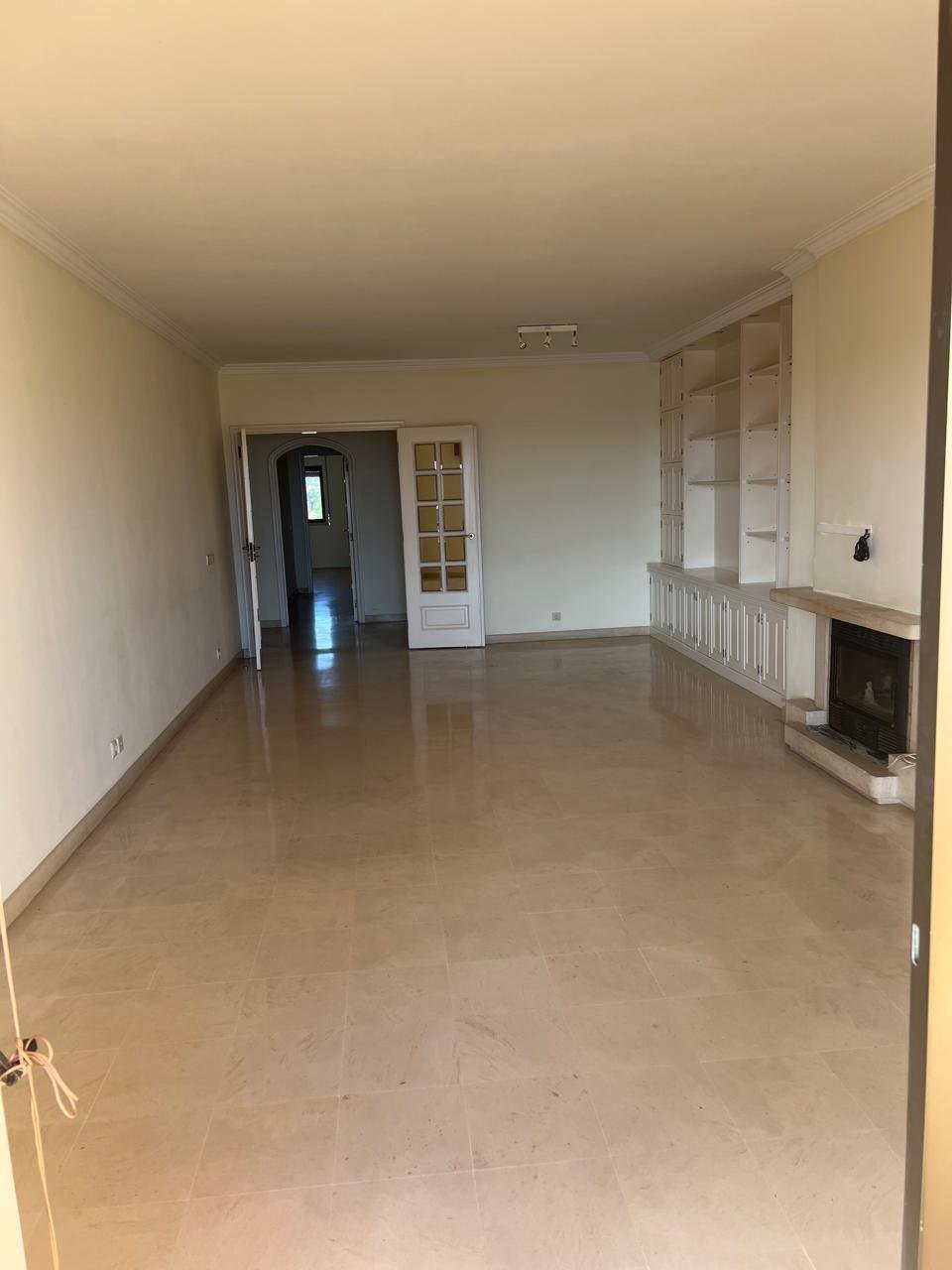 Apartamento T2 Arrendar em Cascais Av. 25 de Abril