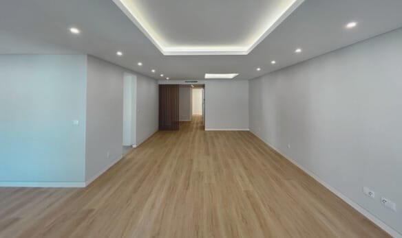 Apartamento T3 em Carcavelos