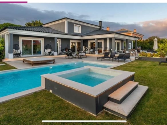 Moradia T5 de Luxo na Quinta da Beloura II – Sintra