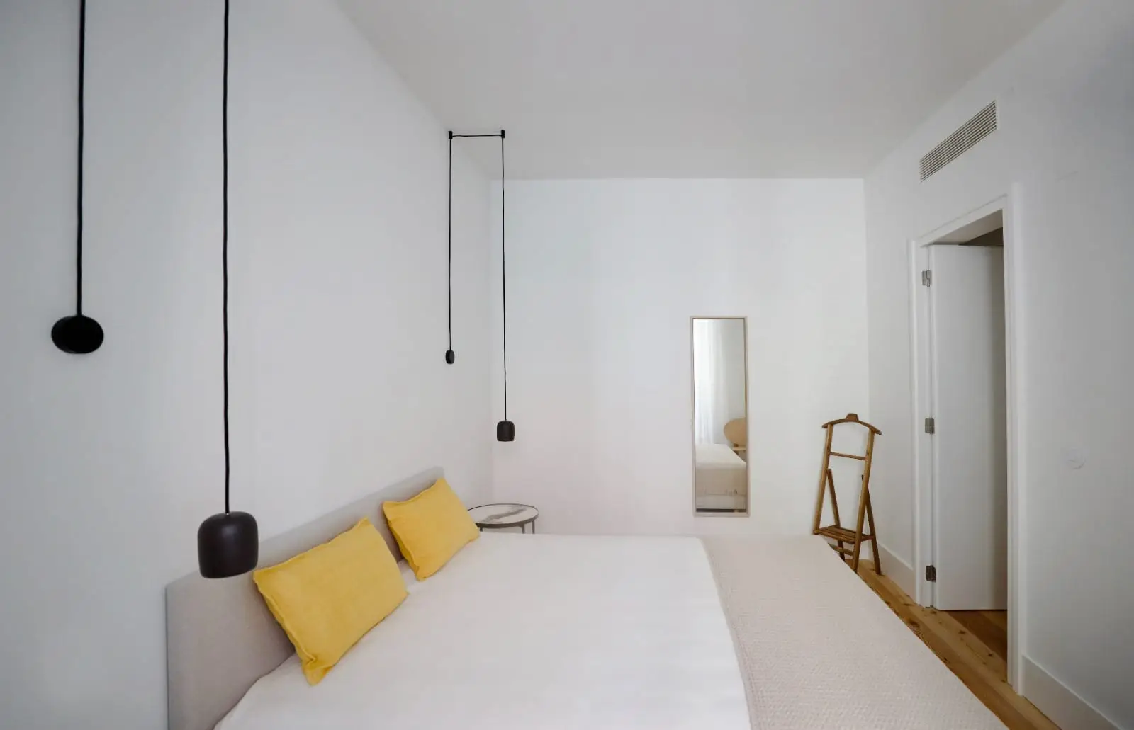 Apartamento T2 para arrendamento Duque Loulé