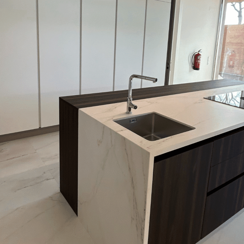 Moradia de Luxo T1 Duplex Quinta da Marinha