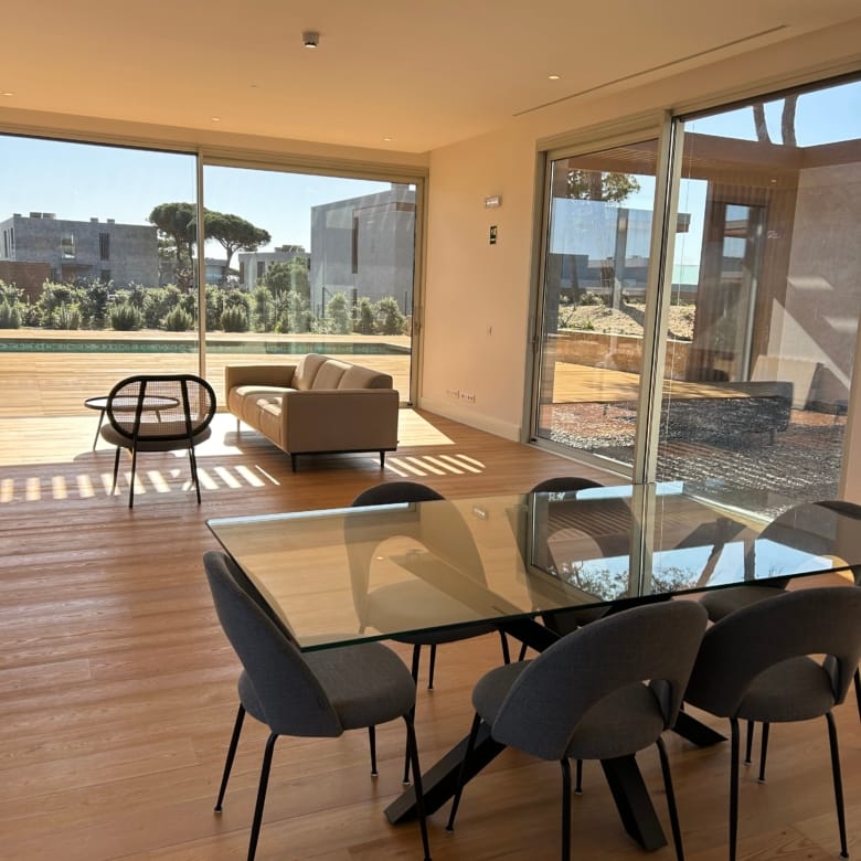 Moradia de Luxo T4 Duplex Quinta da Marinha
