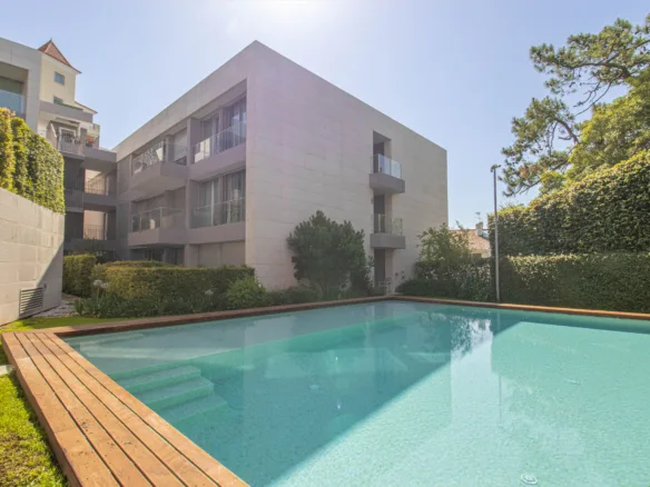 Montrose, piscina do condominio. Monte Estoril